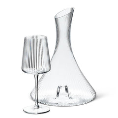 Tight Optic Wine Carafe