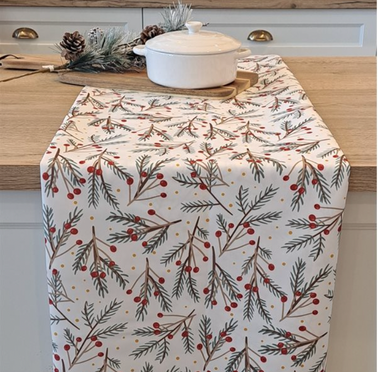 Red Berry Christmas Tablecloth 60"x90"